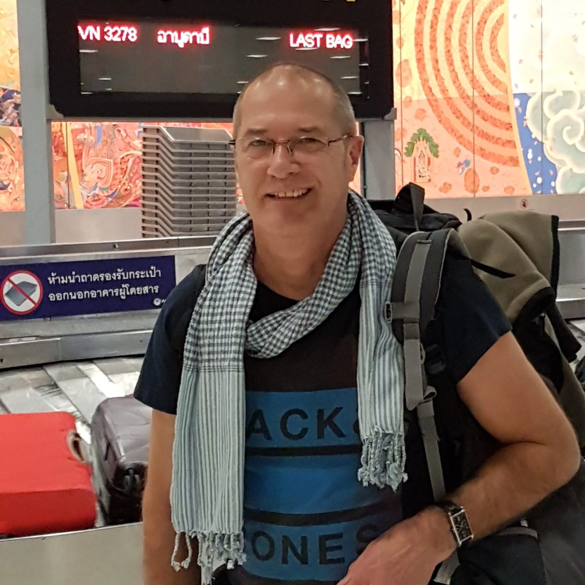 philippe préparer son voyage au Vietnam